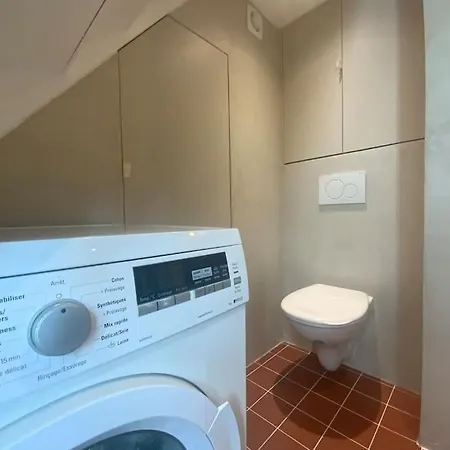 A Deux Pas Du Canal